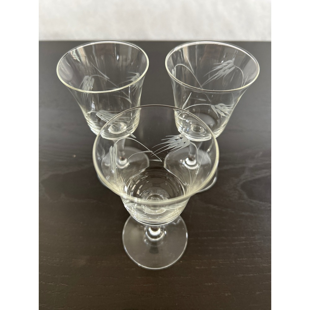 Vintage Etched Wheat Crystal Cordial Glasses Set of 3 Clear Stemmed Liqueur 4in - Picture 2 of 4